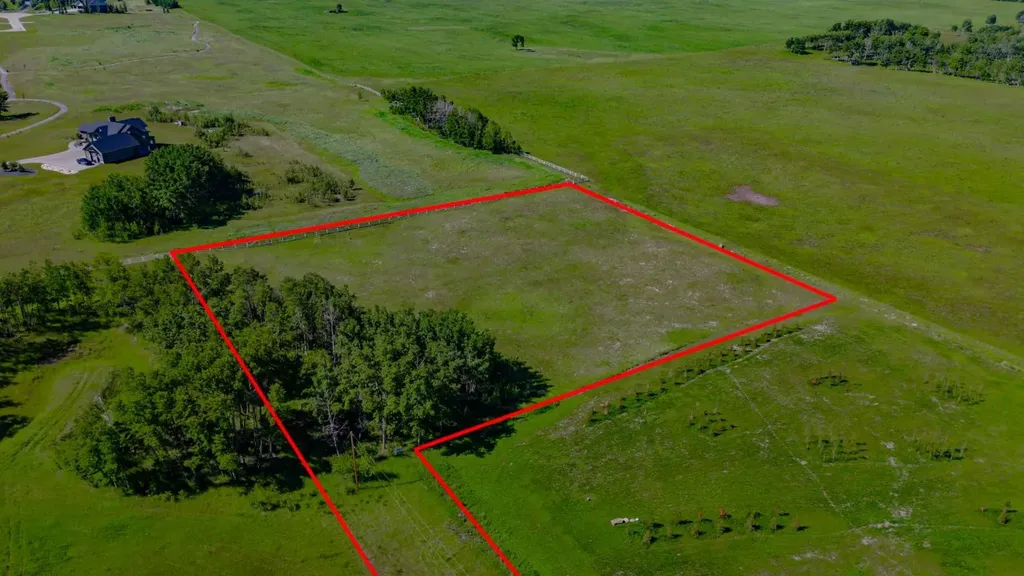 32103 Badger Road Rural Rocky View County AB T4C 1A2