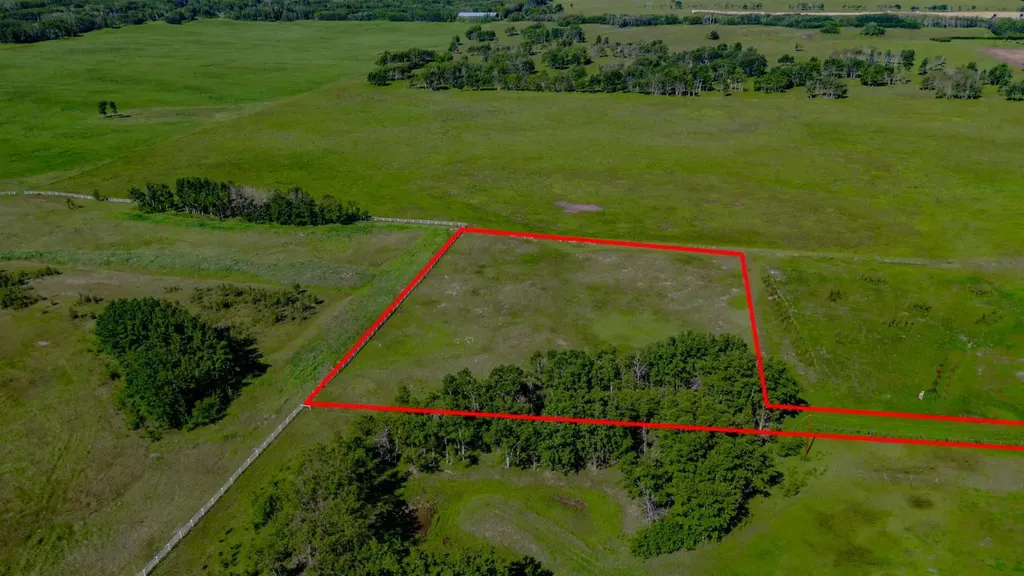 32103 Badger Road Rural Rocky View County AB T4C 1A2