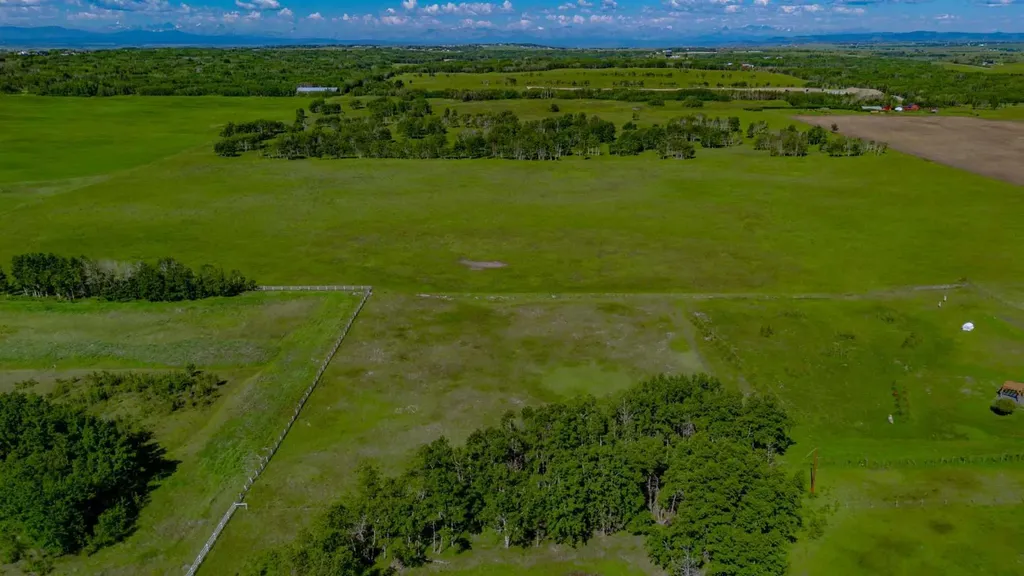 32103 Badger Road Rural Rocky View County AB T4C 1A2