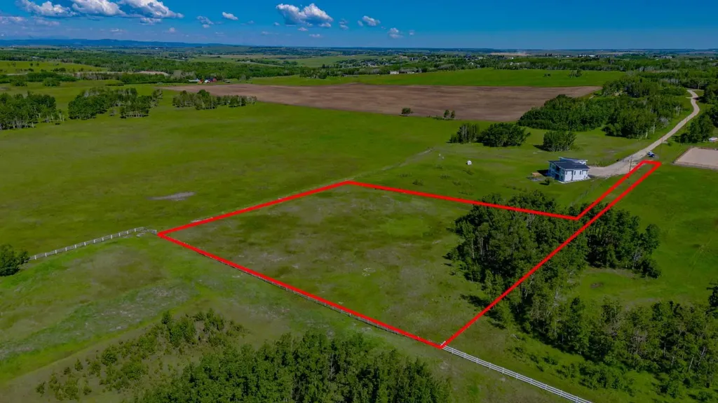 32103 Badger Road Rural Rocky View County AB T4C 1A2