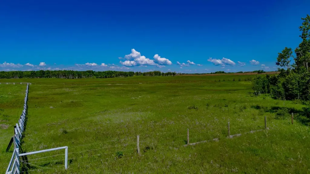 32103 Badger Road Rural Rocky View County AB T4C 1A2