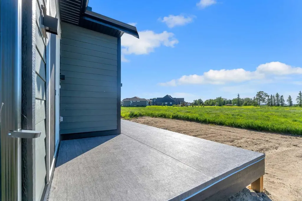 282 Muirfield Crescent Lyalta AB T0J 1Y1