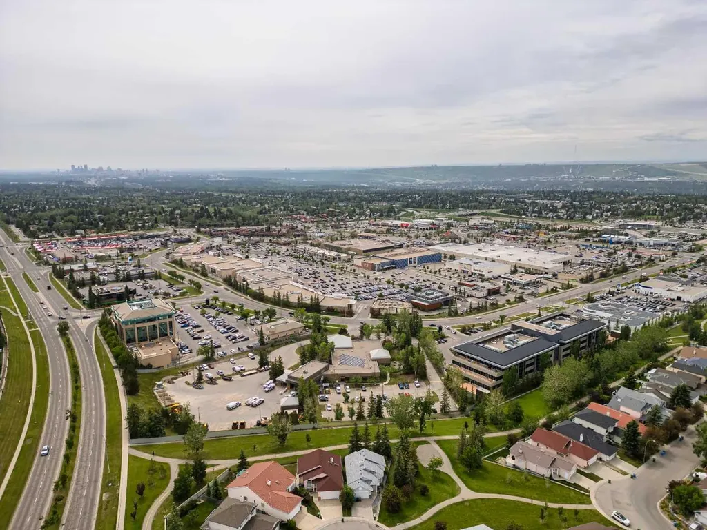 81 Arbour Lake View NW Calgary AB T3G 0H4