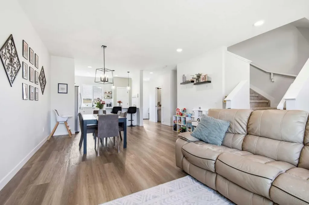 23 Sienna Boulevard Fort Saskatchewan AB T8L 0W3