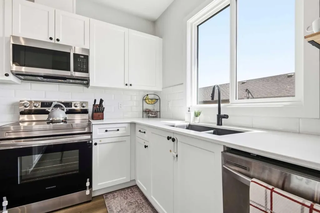 23 Sienna Boulevard Fort Saskatchewan AB T8L 0W3