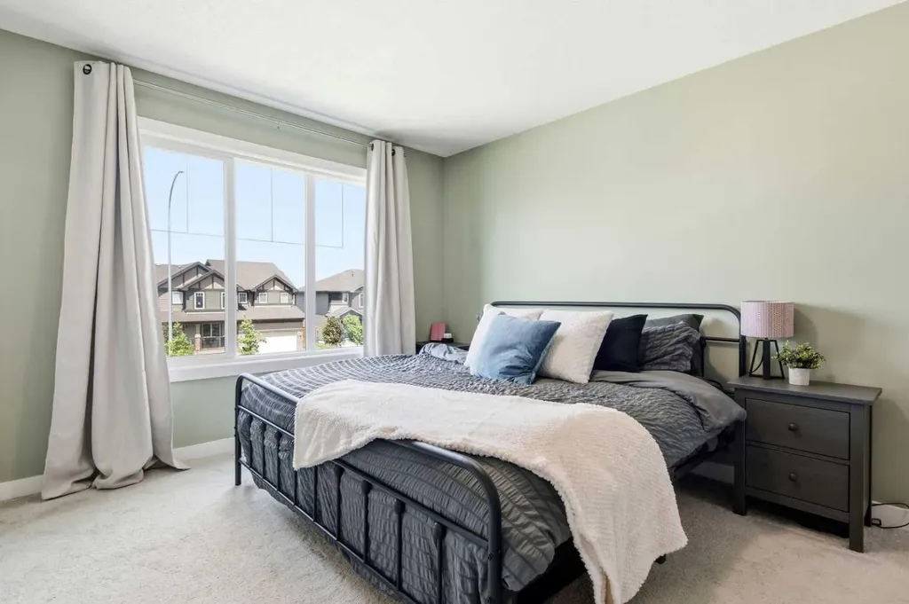 23 Sienna Boulevard Fort Saskatchewan AB T8L 0W3
