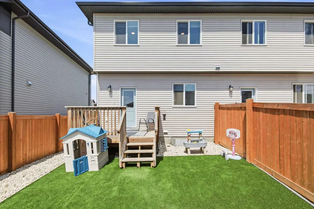 23 Sienna Boulevard Fort Saskatchewan AB T8L 0W3