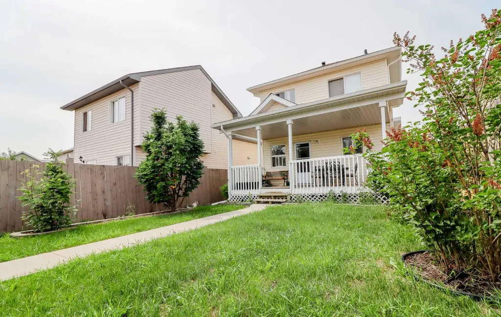 9701 90a Street Grande Prairie AB T8X 1T2