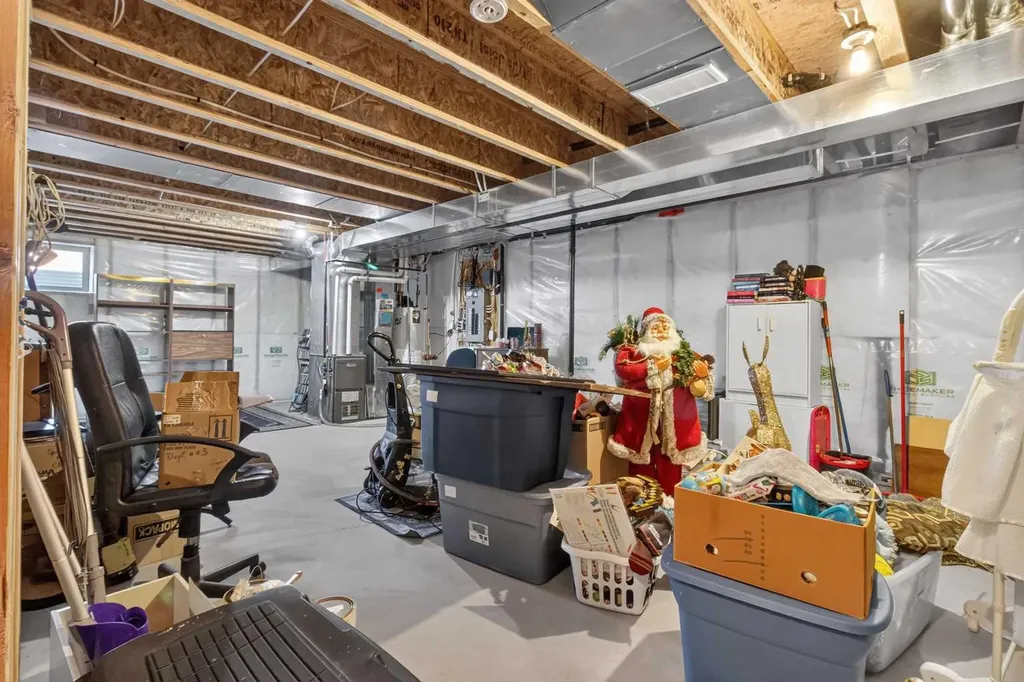 28 Sage Bank Link NW Calgary AB t3r0j8
