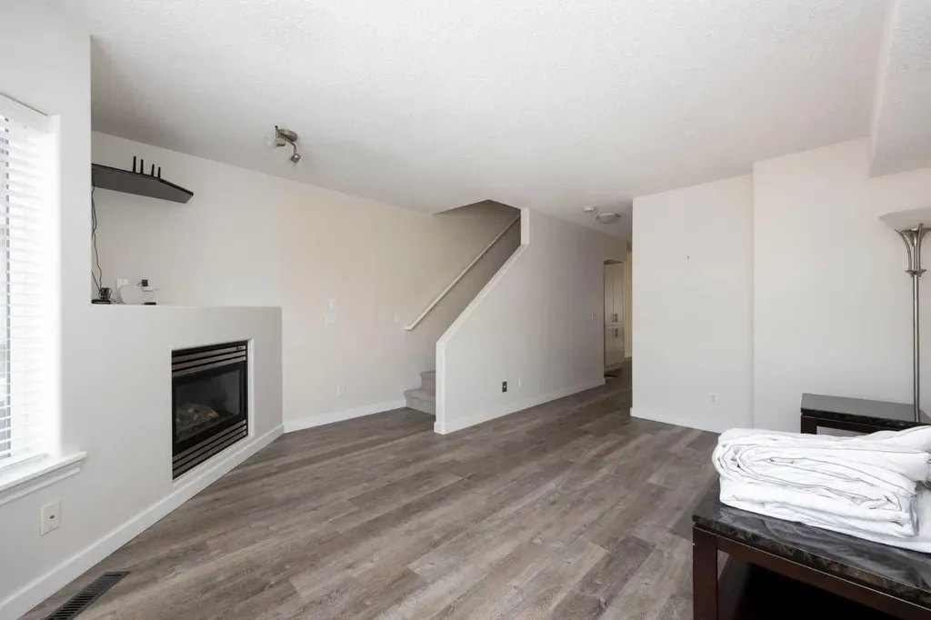 123 Arabian Drive Fort Mcmurray AB T9H 2K4