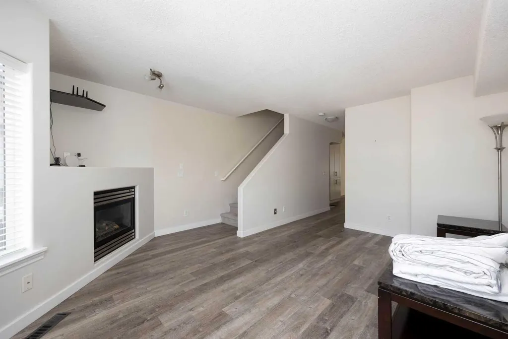 123 Arabian Drive Fort Mcmurray AB T9H 2K4