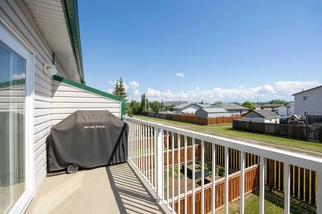 123 Arabian Drive Fort Mcmurray AB T9H 2K4
