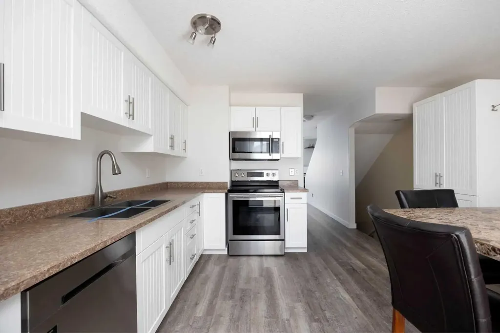 123 Arabian Drive Fort Mcmurray AB T9H 2K4