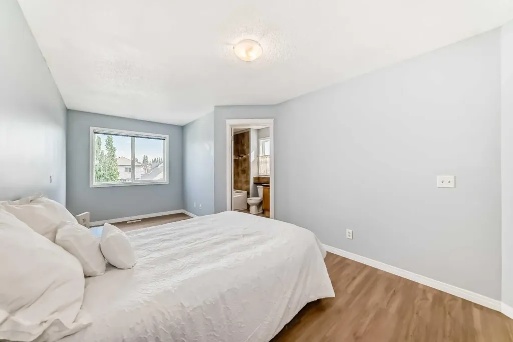 142 Auburn Bay Heights SE Calgary AB T3M 0A7