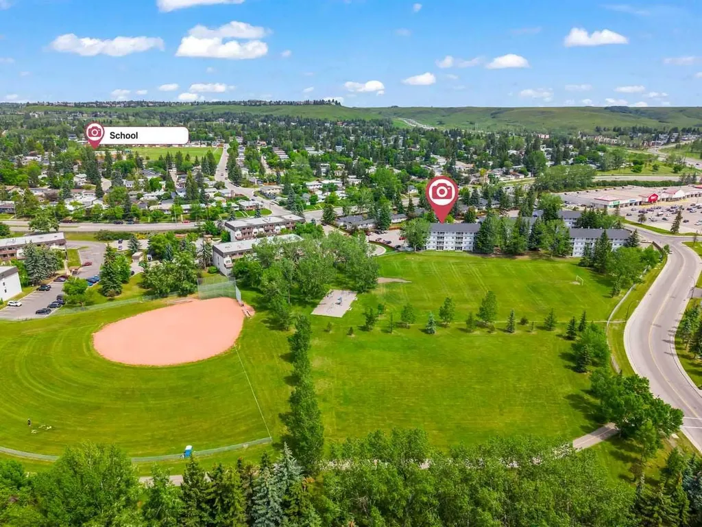 5601 Dalton Drive NW Calgary AB T3A 2E2