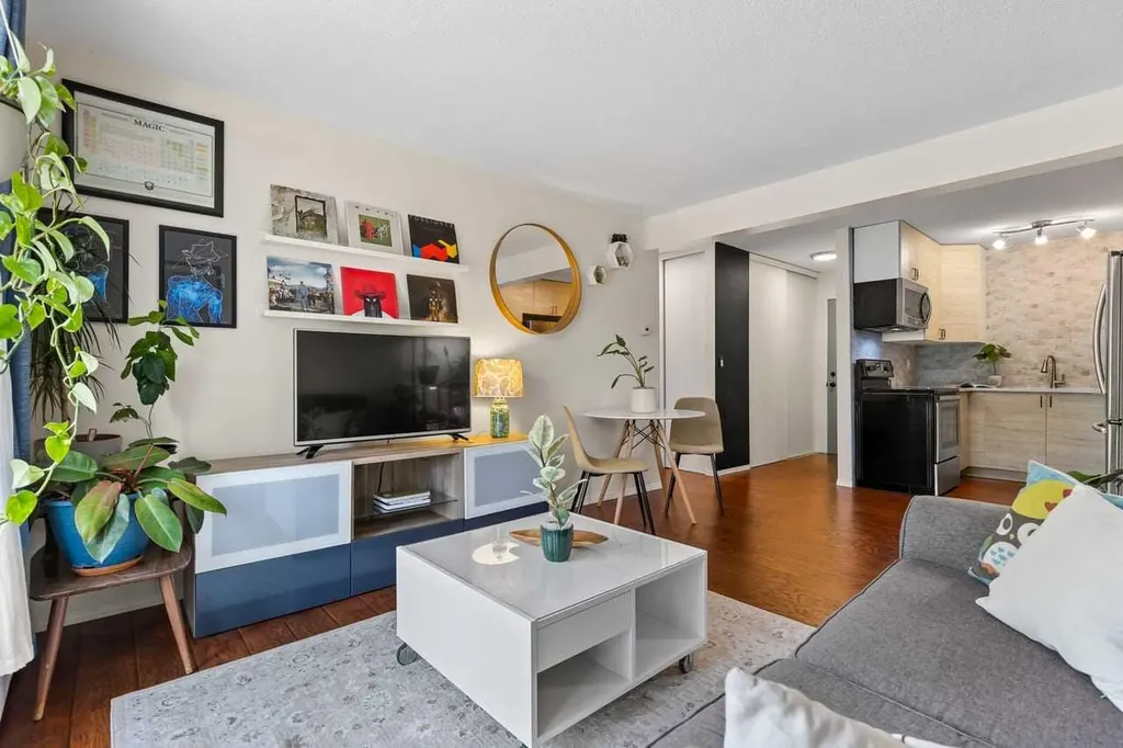 5601 Dalton Drive NW Calgary AB T3A 2E2