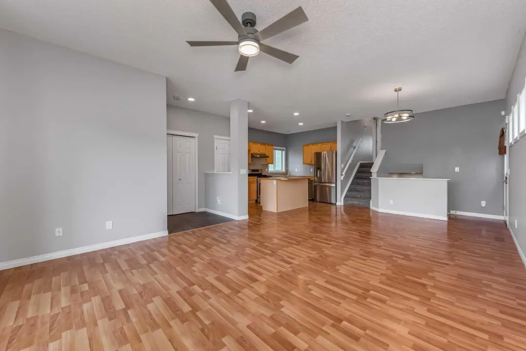 147 Sagewood Grove SW Airdrie AB T4B 3B2