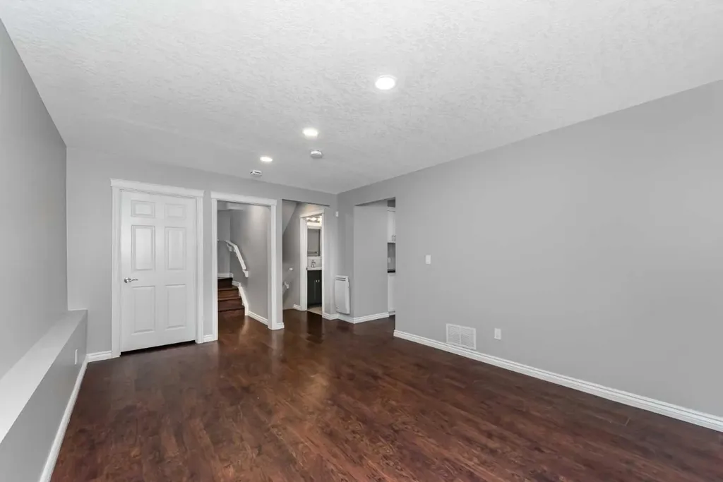 147 Sagewood Grove SW Airdrie AB T4B 3B2