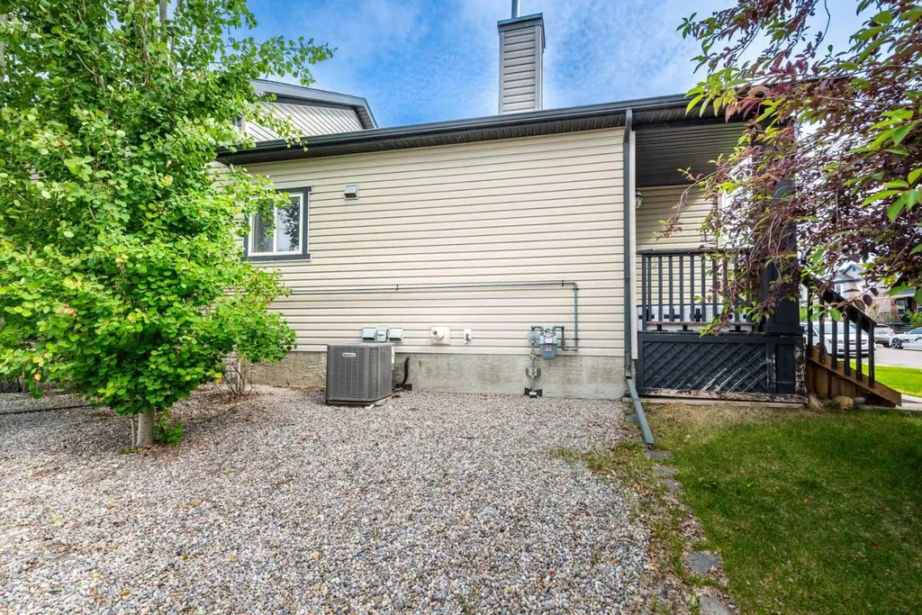 147 Sagewood Grove SW Airdrie AB T4B 3B2