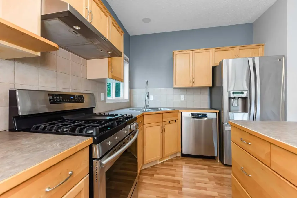 147 Sagewood Grove SW Airdrie AB T4B 3B2