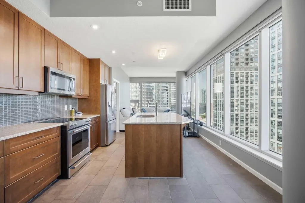 211 13 Avenue SE Calgary AB T2G 1E1
