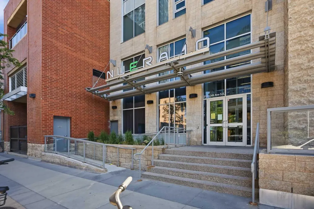 211 13 Avenue SE Calgary AB T2G 1E1