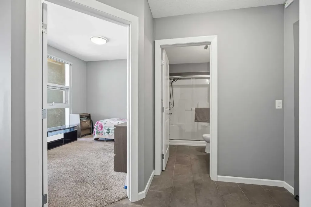 211 13 Avenue SE Calgary AB T2G 1E1