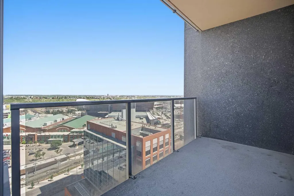 211 13 Avenue SE Calgary AB T2G 1E1