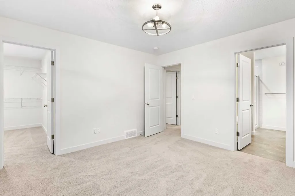 43 Belvedere Point SE Calgary AB T2A 7Y9