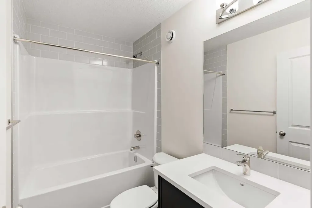 43 Belvedere Point SE Calgary AB T2A 7Y9