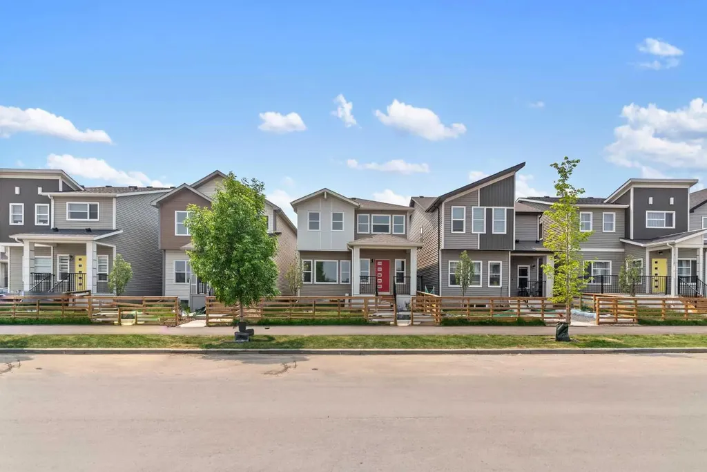 43 Belvedere Point SE Calgary AB T2A 7Y9