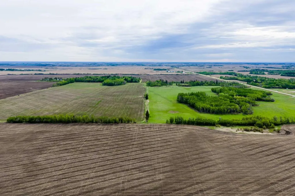 SE-8-80-8-W6 Rural Saddle Hills County AB T0H 0H0