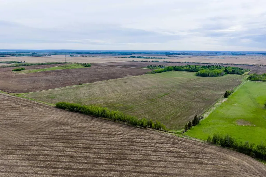 SE-8-80-8-W6 Rural Saddle Hills County AB T0H 0H0