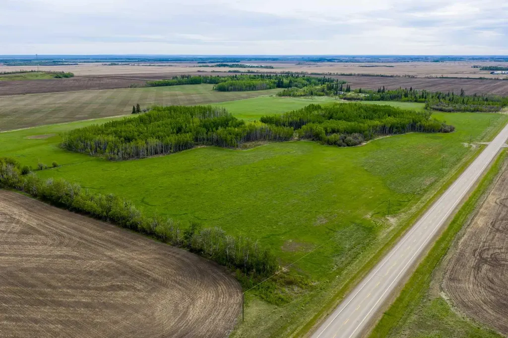 SE-8-80-8-W6 Rural Saddle Hills County AB T0H 0H0