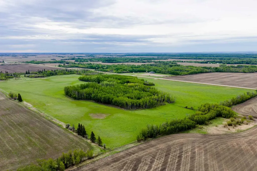 SE-8-80-8-W6 Rural Saddle Hills County AB T0H 0H0