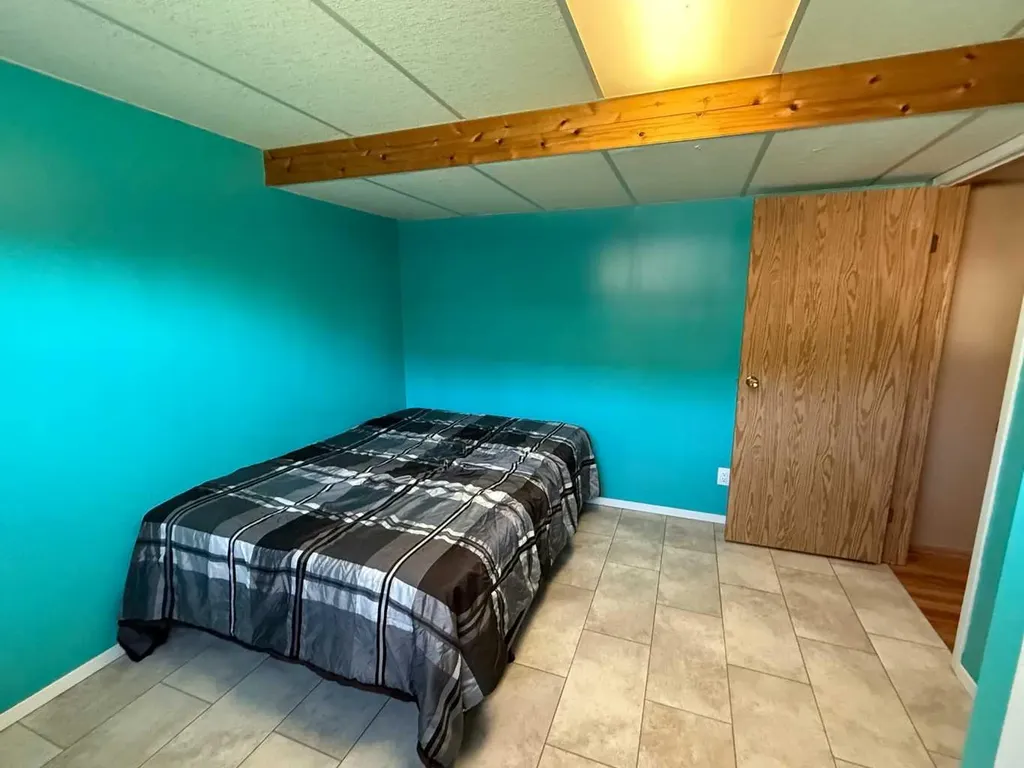 5417 52 Avenue Mannville AB T0B 2W0