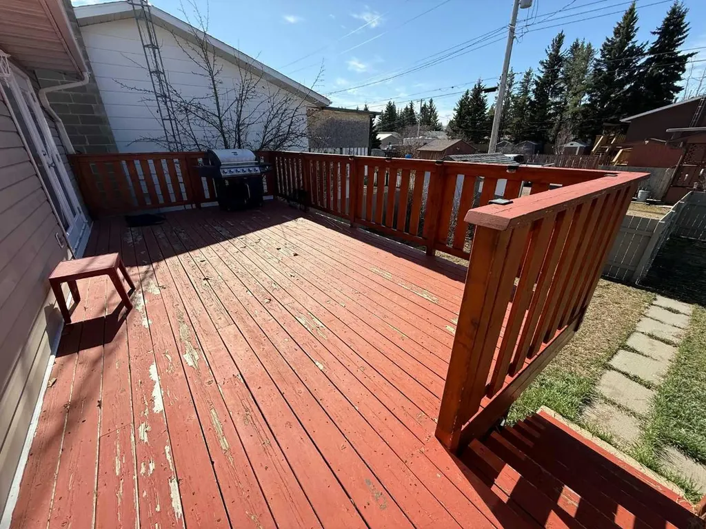 5417 52 Avenue Mannville AB T0B 2W0