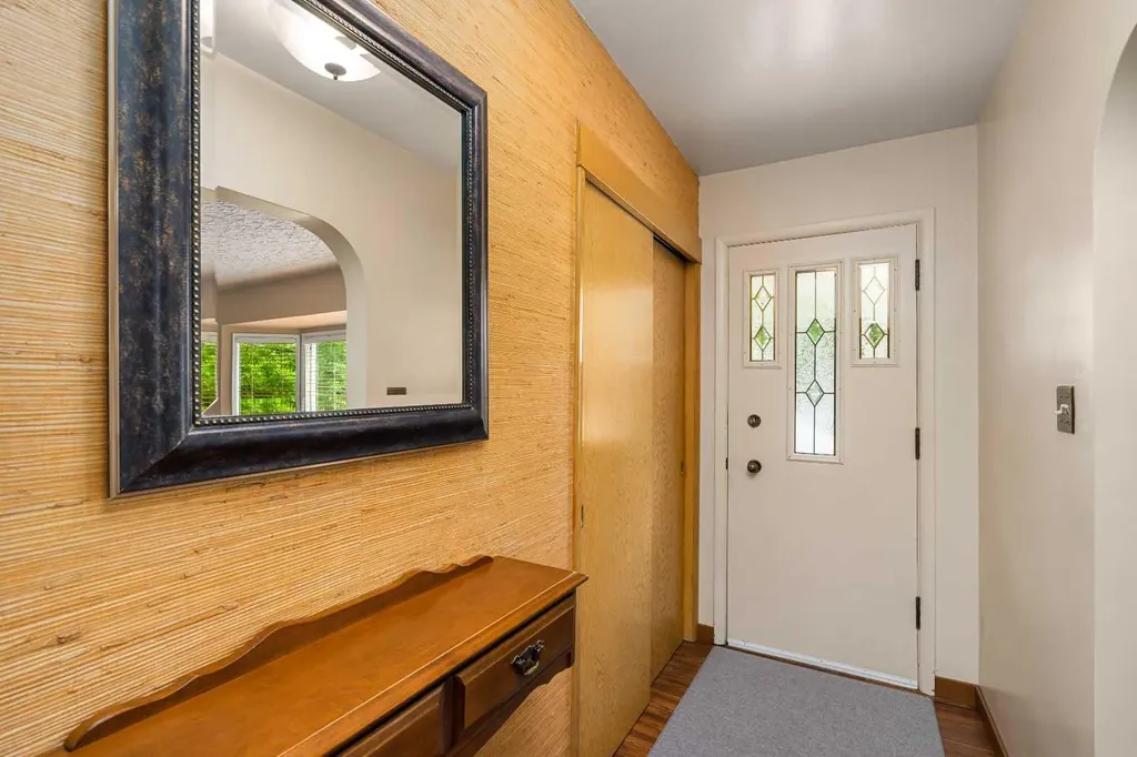 1908 Green Ridge Road SW Calgary AB T3E 4B1
