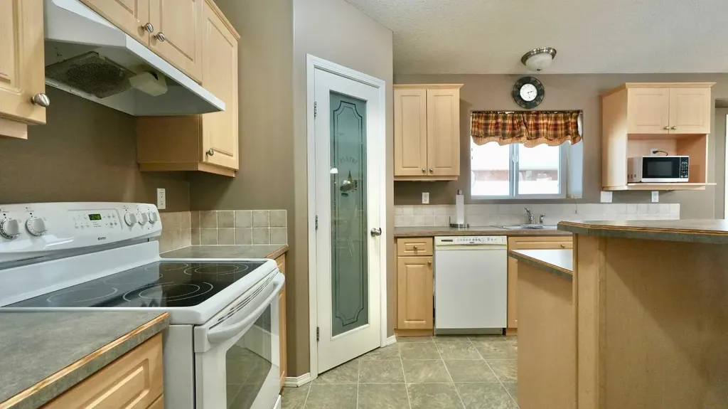 20414 Township Road 851 Rural Northern Sunrise County AB T0H 3B0