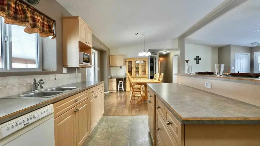 20414 Township Road 851 Rural Northern Sunrise County AB T0H 3B0
