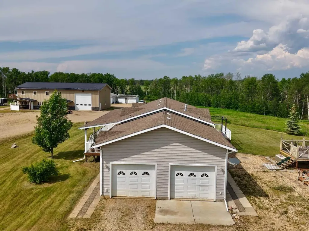 20414 Township Road 851 Rural Northern Sunrise County AB T0H 3B0