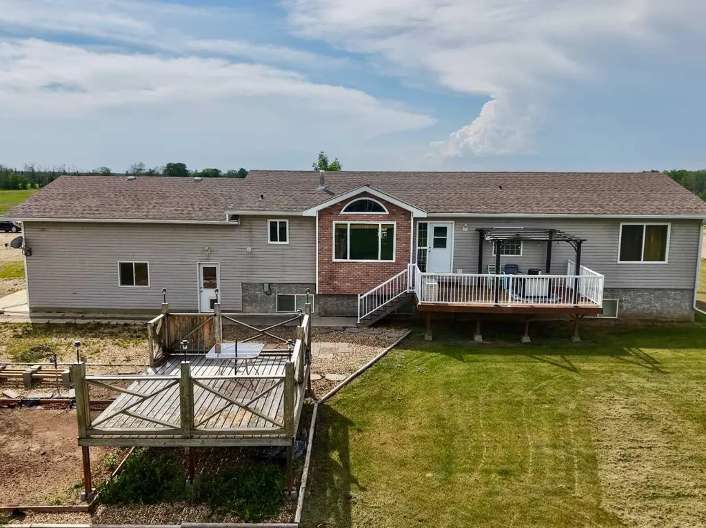 20414 Township Road 851 Rural Northern Sunrise County AB T0H 3B0