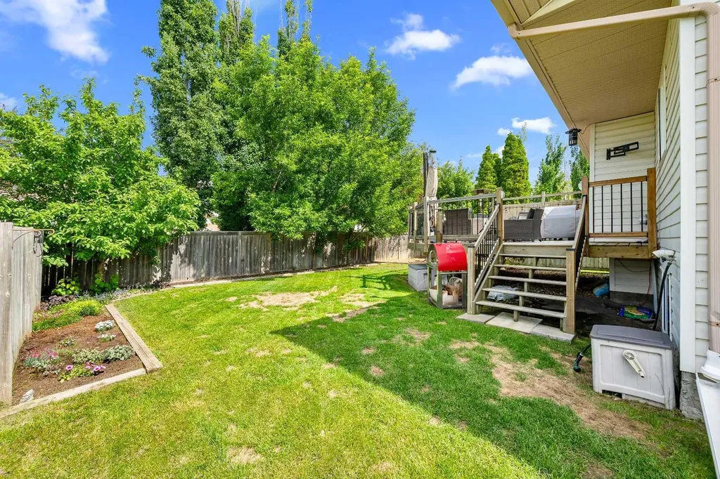 3805 65 Avenue Lloydminster AB T9V 2W6