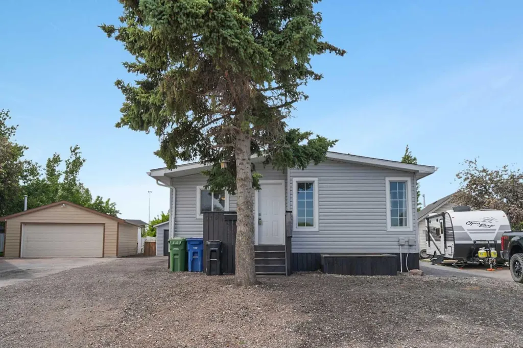 513 Spring Haven Court SE Airdrie AB T4A 1C5