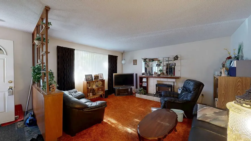 1424 Radisson Drive SE Calgary AB T2A1Z4