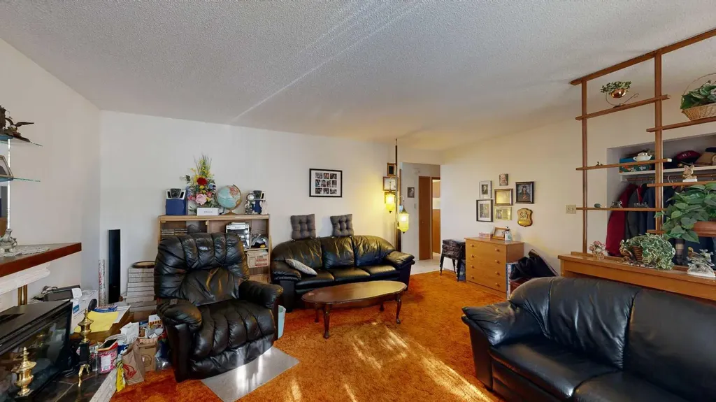 1424 Radisson Drive SE Calgary AB T2A1Z4