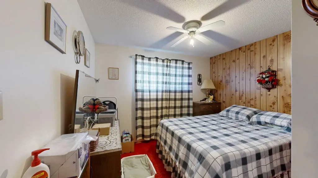 1424 Radisson Drive SE Calgary AB T2A1Z4