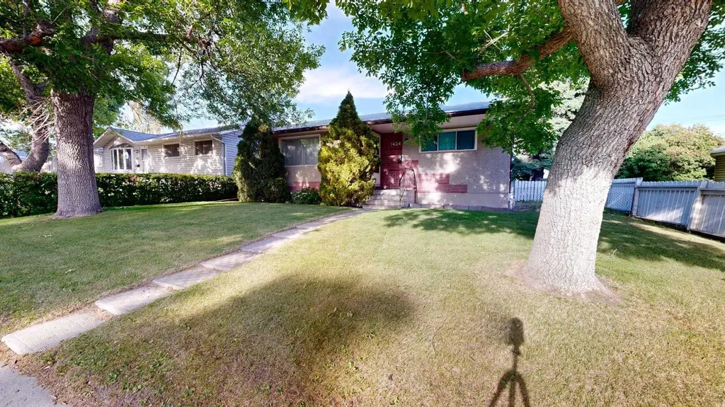 1424 Radisson Drive SE Calgary AB T2A1Z4