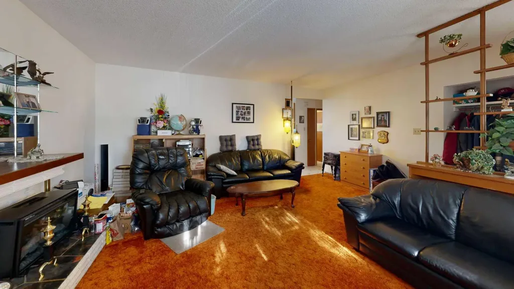 1424 Radisson Drive SE Calgary AB T2A1Z4