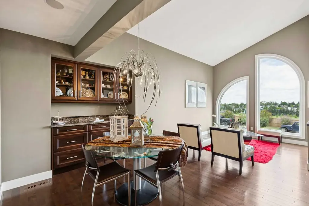 41 Sidon Crescent SW Calgary AB T3H2B5